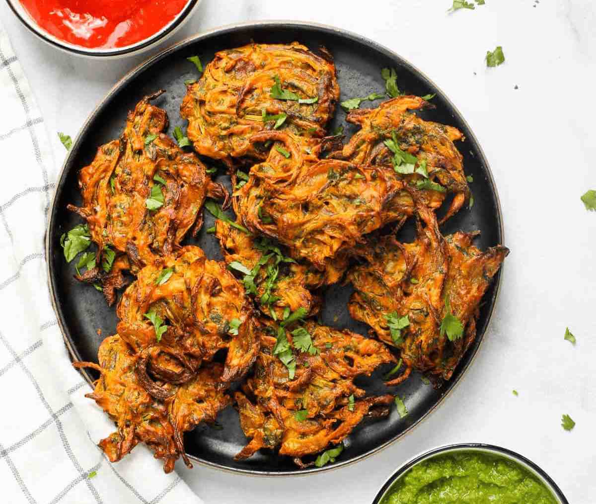 onion pakodas